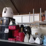 LOTE 282 - 01 LOTE COM UTENSÍLIOS DIVERSOS. (NO ESTADO) ATENÇÃO! FAZER A VISITAÇÃO ANTES DE ARREMATAR, NÃO SABEMOS SE FUNCIONA. LEILÃO NÃO TEM GARANTIA E NEM DEVOLUÇÃO, SUJEITO A POSSÍVEIS AVARIAS VISÍVEIS/OCULTAS E/OU AUSÊNCIA DE COMPONENTES.