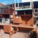 LOTE 310 - 07 MESAS DIVERSAS. (NO ESTADO) ATENÇÃO! FAZER A VISITAÇÃO ANTES DE ARREMATAR, NÃO SABEMOS SE FUNCIONA. LEILÃO NÃO TEM GARANTIA E NEM DEVOLUÇÃO, SUJEITO A POSSÍVEIS AVARIAS VISÍVEIS/OCULTAS E/OU AUSÊNCIA DE COMPONENTES.