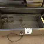 LOTE 061 - 01 BANHO MARIA IMCOMPLETO MARCA GASTROLIDER. (NO ESTADO) ATENÇÃO! FAZER A VISITAÇÃO ANTES DE ARREMATAR, NÃO SABEMOS SE FUNCIONA. LEILÃO NÃO TEM GARANTIA E NEM DEVOLUÇÃO, SUJEITO A POSSÍVEIS AVARIAS VISÍVEIS/OCULTAS E/OU AUSÊNCIA DE COMPONENTES.