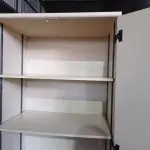 LOTE 267 - 01 ARMÁRIO PARA ESCRITÓRIO 02 PORTAS. (NO ESTADO) ATENÇÃO! FAZER A VISITAÇÃO ANTES DE ARREMATAR, NÃO SABEMOS SE FUNCIONA. LEILÃO NÃO TEM GARANTIA E NEM DEVOLUÇÃO, SUJEITO A POSSÍVEIS AVARIAS VISÍVEIS/OCULTAS E/OU AUSÊNCIA DE COMPONENTES.
