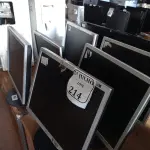 LOTE 214 - 08 MONITORES MARCAS E MODELOS DIVERSOS. (NO ESTADO) ATENÇÃO! FAZER A VISITAÇÃO ANTES DE ARREMATAR, NÃO SABEMOS SE FUNCIONA. LEILÃO NÃO TEM GARANTIA E NEM DEVOLUÇÃO, SUJEITO A POSSÍVEIS AVARIAS VISÍVEIS/OCULTAS E/OU AUSÊNCIA DE COMPONENTES.