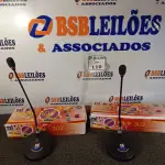 LOTE 110 - 02 MICROFONES DE MESA PROFISSIONAL MMF 302. (NO ESTADO) ATENÇÃO! FAZER A VISITAÇÃO ANTES DE ARREMATAR, NÃO SABEMOS SE FUNCIONA. LEILÃO NÃO TEM GARANTIA E NEM DEVOLUÇÃO, SUJEITO A POSSÍVEIS AVARIAS VISÍVEIS/OCULTAS E/OU AUSÊNCIA DE COMPONENTES.