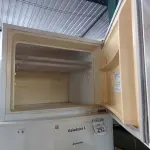 LOTE 292 - 01 GELADEIRA AIR FLOW SYSTEM DC45 MARCA ELECTROLUX 220V. (NO ESTADO) ATENÇÃO! FAZER A VISITAÇÃO ANTES DE ARREMATAR, NÃO SABEMOS SE FUNCIONA. LEILÃO NÃO TEM GARANTIA E NEM DEVOLUÇÃO, SUJEITO A POSSÍVEIS AVARIAS VISÍVEIS/OCULTAS E/OU AUSÊNCIA DE COMPONENTES.