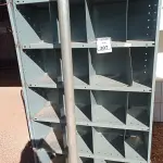 LOTE 307 - 01 ESTANTE DE AÇO COM 07 PRATELEIRAS. (NO ESTADO) ATENÇÃO! FAZER A VISITAÇÃO ANTES DE ARREMATAR, NÃO SABEMOS SE FUNCIONA. LEILÃO NÃO TEM GARANTIA E NEM DEVOLUÇÃO, SUJEITO A POSSÍVEIS AVARIAS VISÍVEIS/OCULTAS E/OU AUSÊNCIA DE COMPONENTES.