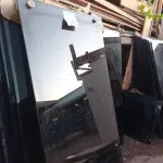 LOTE 341 - 01 LOTE COM DIVERSOS VIDROS 10MM FUMÊ TEMPERADO E JANELAS TIPO CORTINA. (NO ESTADO) ATENÇÃO! FAZER A VISITAÇÃO ANTES DE ARREMATAR, NÃO SABEMOS SE FUNCIONA. LEILÃO NÃO TEM GARANTIA E NEM DEVOLUÇÃO, SUJEITO A POSSÍVEIS AVARIAS VISÍVEIS/OCULTAS E/OU AUSÊNCIA DE COMPONENTES.