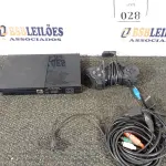 LOTE 028 - 01 PLAYSTATIOS2 COM 01 CONTROLE E FONTE, MODELO:SCPH90010 MARCA SONY. (NO ESTADO) ATENÇÃO! FAZER A VISITAÇÃO ANTES DE ARREMATAR, NÃO SABEMOS SE FUNCIONA. LEILÃO NÃO TEM GARANTIA E NEM DEVOLUÇÃO, SUJEITO A POSSÍVEIS AVARIAS VISÍVEIS/OCULTAS E/OU AUSÊNCIA DE COMPONENTES.