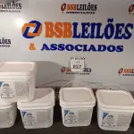 LOTE 057 - 06 BALDES DE DESINFETANTE HORTIFRUTÍCOLA VERDCLOR COM 3,5KG CADA. (NO ESTADO) ATENÇÃO! FAZER A VISITAÇÃO ANTES DE ARREMATAR, NÃO SABEMOS SE FUNCIONA. LEILÃO NÃO TEM GARANTIA E NEM DEVOLUÇÃO, SUJEITO A POSSÍVEIS AVARIAS VISÍVEIS/OCULTAS E/OU AUSÊNCIA DE COMPONENTES.