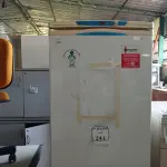 LOTE 241 - 01 REFRIGERADOR. (NO ESTADO) ATENÇÃO! FAZER A VISITAÇÃO ANTES DE ARREMATAR, NÃO SABEMOS SE FUNCIONA. LEILÃO NÃO TEM GARANTIA E NEM DEVOLUÇÃO, SUJEITO A POSSÍVEIS AVARIAS VISÍVEIS/OCULTAS E/OU AUSÊNCIA DE COMPONENTES.