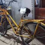 LOTE 275 - 01 BICICLETA CARGUEIRA E 02 RODAS. (NO ESTADO) ATENÇÃO! FAZER A VISITAÇÃO ANTES DE ARREMATAR, NÃO SABEMOS SE FUNCIONA. LEILÃO NÃO TEM GARANTIA E NEM DEVOLUÇÃO, SUJEITO A POSSÍVEIS AVARIAS VISÍVEIS/OCULTAS E/OU AUSÊNCIA DE COMPONENTES.