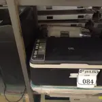 LOTE 084 - 04 IMPRESSORAS MARCA HP E 01 FRAGMENTADORA DE PAPEL PARA RETIRADA DE PEÇAS. (NO ESTADO) ATENÇÃO! FAZER A VISITAÇÃO ANTES DE ARREMATAR, NÃO SABEMOS SE FUNCIONA. LEILÃO NÃO TEM GARANTIA E NEM DEVOLUÇÃO, SUJEITO A POSSÍVEIS AVARIAS VISÍVEIS/OCULTAS E/OU AUSÊNCIA DE COMPONENTES.