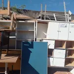 LOTE 312 - 03 MESAS DIVERSAS, 04 ARMÁRIOS, 01 BANCO E 01 CAMA. (NO ESTADO) ATENÇÃO! FAZER A VISITAÇÃO ANTES DE ARREMATAR, NÃO SABEMOS SE FUNCIONA. LEILÃO NÃO TEM GARANTIA E NEM DEVOLUÇÃO, SUJEITO A POSSÍVEIS AVARIAS VISÍVEIS/OCULTAS E/OU AUSÊNCIA DE COMPONENTES.