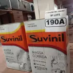 LOTE 190 - 02 LATAS DE MASSA CORRIDA PARA PAREDES INTERIOR CONTENDO 28KG CADA MARCA SUVINIL. (NO ESTADO) ATENÇÃO! FAZER A VISITAÇÃO ANTES DE ARREMATAR, NÃO SABEMOS SE FUNCIONA. LEILÃO NÃO TEM GARANTIA E NEM DEVOLUÇÃO, SUJEITO A POSSÍVEIS AVARIAS VISÍVEIS/OCULTAS E/OU AUSÊNCIA DE COMPONENTES.