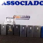 LOTE 019 - 08 APARELHOS CELULARES MARCA POSITIVO. (NO ESTADO) ATENÇÃO! FAZER A VISITAÇÃO ANTES DE ARREMATAR, NÃO SABEMOS SE FUNCIONA. LEILÃO NÃO TEM GARANTIA E NEM DEVOLUÇÃO, SUJEITO A POSSÍVEIS AVARIAS VISÍVEIS/OCULTAS E/OU AUSÊNCIA DE COMPONENTES.