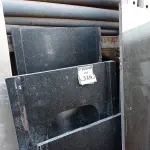 LOTE 320 - 01 PIA, 01 CUBA E PEDRAS DIVERSAS. (NO ESTADO) ATENÇÃO! FAZER A VISITAÇÃO ANTES DE ARREMATAR, NÃO SABEMOS SE FUNCIONA. LEILÃO NÃO TEM GARANTIA E NEM DEVOLUÇÃO, SUJEITO A POSSÍVEIS AVARIAS VISÍVEIS/OCULTAS E/OU AUSÊNCIA DE COMPONENTES.