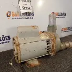 LOTE 048 - 01 MOTOR BOMBA BIVOLT FAMAC. (NO ESTADO) ATENÇÃO! FAZER A VISITAÇÃO ANTES DE ARREMATAR, NÃO SABEMOS SE FUNCIONA. LEILÃO NÃO TEM GARANTIA E NEM DEVOLUÇÃO, SUJEITO A POSSÍVEIS AVARIAS VISÍVEIS/OCULTAS E/OU AUSÊNCIA DE COMPONENTES.
