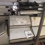 LOTE 066 - 09 SCANNERS, SENDO 08 S1500 E 01 S510 MARCA FUJITSU. (NO ESTADO) ATENÇÃO! FAZER A VISITAÇÃO ANTES DE ARREMATAR, NÃO SABEMOS SE FUNCIONA. LEILÃO NÃO TEM GARANTIA E NEM DEVOLUÇÃO, SUJEITO A POSSÍVEIS AVARIAS VISÍVEIS/OCULTAS E/OU AUSÊNCIA DE COMPONENTES.