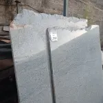 LOTE 533 - 07 CHAPAS DE GRANITO CINZA ANDORINHA. (NO ESTADO) ATENÇÃO! FAZER A VISITAÇÃO ANTES DE ARREMATAR, NÃO SABEMOS SE FUNCIONA. LEILÃO NÃO TEM GARANTIA E NEM DEVOLUÇÃO, SUJEITO A POSSÍVEIS AVARIAS VISÍVEIS/OCULTAS E/OU AUSÊNCIA DE COMPONENTES.