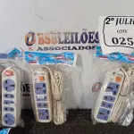LOTE 025 - 06 EXTENSÕES HUAISHENG. (NO ESTADO) ATENÇÃO! FAZER A VISITAÇÃO ANTES DE ARREMATAR, NÃO SABEMOS SE FUNCIONA. LEILÃO NÃO TEM GARANTIA E NEM DEVOLUÇÃO, SUJEITO A POSSÍVEIS AVARIAS VISÍVEIS/OCULTAS E/OU AUSÊNCIA DE COMPONENTES.
