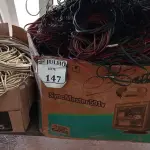 LOTE 147 - 03 CAIXAS COM CABOS DIVERSOS (NO ESTADO) ATENÇÃO! FAZER A VISITAÇÃO ANTES DE ARREMATAR, NÃO SABEMOS SE FUNCIONA. LEILÃO NÃO TEM GARANTIA E NEM DEVOLUÇÃO, SUJEITO A POSSÍVEIS AVARIAS VISÍVEIS/OCULTAS E/OU AUSÊNCIA DE COMPONENTES.