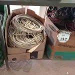 LOTE 147 - 03 CAIXAS COM CABOS DIVERSOS (NO ESTADO) ATENÇÃO! FAZER A VISITAÇÃO ANTES DE ARREMATAR, NÃO SABEMOS SE FUNCIONA. LEILÃO NÃO TEM GARANTIA E NEM DEVOLUÇÃO, SUJEITO A POSSÍVEIS AVARIAS VISÍVEIS/OCULTAS E/OU AUSÊNCIA DE COMPONENTES.