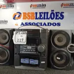 LOTE 227 - 01 SOM MARCAA SONY (NO ESTADO) ATENÇÃO! FAZER A VISITAÇÃO ANTES DE ARREMATAR, NÃO SABEMOS SE FUNCIONA. LEILÃO NÃO TEM GARANTIA E NEM DEVOLUÇÃO, SUJEITO A POSSÍVEIS AVARIAS VISÍVEIS/OCULTAS E/OU AUSÊNCIA DE COMPONENTES.