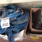 LOTE 312 - 01 CAIXA COM MATERIAIS DIVERSOS E CABOS DE REDE (NO ESTADO) ATENÇÃO! FAZER A VISITAÇÃO ANTES DE ARREMATAR, NÃO SABEMOS SE FUNCIONA. LEILÃO NÃO TEM GARANTIA E NEM DEVOLUÇÃO, SUJEITO A POSSÍVEIS AVARIAS VISÍVEIS/OCULTAS E/OU AUSÊNCIA DE COMPONENTES.