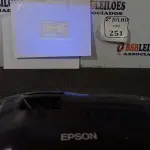 LOTE 251 - 01 PROJETOR EPSON COM HDMI (NO ESTADO) ATENÇÃO! FAZER A VISITAÇÃO ANTES DE ARREMATAR, NÃO SABEMOS SE FUNCIONA. LEILÃO NÃO TEM GARANTIA E NEM DEVOLUÇÃO, SUJEITO A POSSÍVEIS AVARIAS VISÍVEIS/OCULTAS E/OU AUSÊNCIA DE COMPONENTES.