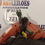 LOTE 221 - 01 FURADEIRA SCHUZ 220V. (NO ESTADO) ATENÇÃO! FAZER A VISITAÇÃO ANTES DE ARREMATAR, NÃO SABEMOS SE FUNCIONA. LEILÃO NÃO TEM GARANTIA E NEM DEVOLUÇÃO, SUJEITO A POSSÍVEIS AVARIAS VISÍVEIS/OCULTAS E/OU AUSÊNCIA DE COMPONENTES.