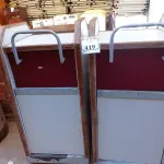 LOTE 419 - 02 LIXEIRAS EM MADEIRA (NO ESTADO) ATENÇÃO! FAZER A VISITAÇÃO ANTES DE ARREMATAR, NÃO SABEMOS SE FUNCIONA. LEILÃO NÃO TEM GARANTIA E NEM DEVOLUÇÃO, SUJEITO A POSSÍVEIS AVARIAS VISÍVEIS/OCULTAS E/OU AUSÊNCIA DE COMPONENTES.