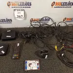 LOTE 367 - 03 TV BOX ,01 HD PARA NOTEBOOK ,01 RELÓGIO E CABOS DIVERSOS (NO ESTADO) ATENÇÃO! FAZER A VISITAÇÃO ANTES DE ARREMATAR, NÃO SABEMOS SE FUNCIONA. LEILÃO NÃO TEM GARANTIA E NEM DEVOLUÇÃO, SUJEITO A POSSÍVEIS AVARIAS VISÍVEIS/OCULTAS E/OU AUSÊNCIA DE COMPONENTES.