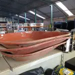 LOTE 320 - 03 CUBAS PARA CARRINHO DE MÃO E CAIXA COM PEÇAS (NO ESTADO) ATENÇÃO! FAZER A VISITAÇÃO ANTES DE ARREMATAR, NÃO SABEMOS SE FUNCIONA. LEILÃO NÃO TEM GARANTIA E NEM DEVOLUÇÃO, SUJEITO A POSSÍVEIS AVARIAS VISÍVEIS/OCULTAS E/OU AUSÊNCIA DE COMPONENTES.