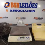 LOTE 344 - 02 BALANÇAS DIGITAIS E 01 VENTILADOR EXAUSTOR (NO ESTADO) ATENÇÃO! FAZER A VISITAÇÃO ANTES DE ARREMATAR, NÃO SABEMOS SE FUNCIONA. LEILÃO NÃO TEM GARANTIA E NEM DEVOLUÇÃO, SUJEITO A POSSÍVEIS AVARIAS VISÍVEIS/OCULTAS E/OU AUSÊNCIA DE COMPONENTES.
