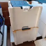 LOTE 325 - 02 CAIXAS COM GELO REUTILIZÁVEL (NO ESTADO) ATENÇÃO! FAZER A VISITAÇÃO ANTES DE ARREMATAR, NÃO SABEMOS SE FUNCIONA. LEILÃO NÃO TEM GARANTIA E NEM DEVOLUÇÃO, SUJEITO A POSSÍVEIS AVARIAS VISÍVEIS/OCULTAS E/OU AUSÊNCIA DE COMPONENTES.