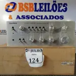 LOTE 124 - 01 AMPLIFICADOR MARCA GRADIENTE MODELO 160 COM CAIXA DE MADEIRA. (NO ESTADO) ATENÇÃO! FAZER A VISITAÇÃO ANTES DE ARREMATAR, NÃO SABEMOS SE FUNCIONA. LEILÃO NÃO TEM GARANTIA E NEM DEVOLUÇÃO, SUJEITO A POSSÍVEIS AVARIAS VISÍVEIS/OCULTAS E/OU AUSÊNCIA DE COMPONENTES.