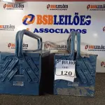 LOTE 120 - 02 CAIXAS PARA FERRAMENTAS. (NO ESTADO) ATENÇÃO! FAZER A VISITAÇÃO ANTES DE ARREMATAR, NÃO SABEMOS SE FUNCIONA. LEILÃO NÃO TEM GARANTIA E NEM DEVOLUÇÃO, SUJEITO A POSSÍVEIS AVARIAS VISÍVEIS/OCULTAS E/OU AUSÊNCIA DE COMPONENTES.