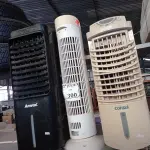 LOTE 300 - 02 CLIMATIZADORES E 01 VENTILADOR DE COLUNA COM AVARIAS (NO ESTADO) ATENÇÃO! FAZER A VISITAÇÃO ANTES DE ARREMATAR, NÃO SABEMOS SE FUNCIONA. LEILÃO NÃO TEM GARANTIA E NEM DEVOLUÇÃO, SUJEITO A POSSÍVEIS AVARIAS VISÍVEIS/OCULTAS E/OU AUSÊNCIA DE COMPONENTES.