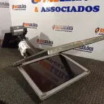 LOTE 305 - 01 TELEPROMPTER (NO ESTADO) ATENÇÃO! FAZER A VISITAÇÃO ANTES DE ARREMATAR, NÃO SABEMOS SE FUNCIONA. LEILÃO NÃO TEM GARANTIA E NEM DEVOLUÇÃO, SUJEITO A POSSÍVEIS AVARIAS VISÍVEIS/OCULTAS E/OU AUSÊNCIA DE COMPONENTES.