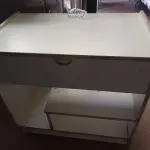 LOTE 387 - 01 MESA PARA COMPUTADOR (NO ESTADO) ATENÇÃO! FAZER A VISITAÇÃO ANTES DE ARREMATAR, NÃO SABEMOS SE FUNCIONA. LEILÃO NÃO TEM GARANTIA E NEM DEVOLUÇÃO, SUJEITO A POSSÍVEIS AVARIAS VISÍVEIS/OCULTAS E/OU AUSÊNCIA DE COMPONENTES.