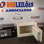 LOTE 335 - 02 COFRES DIGITAIS (NO ESTADO) ATENÇÃO! FAZER A VISITAÇÃO ANTES DE ARREMATAR, NÃO SABEMOS SE FUNCIONA. LEILÃO NÃO TEM GARANTIA E NEM DEVOLUÇÃO, SUJEITO A POSSÍVEIS AVARIAS VISÍVEIS/OCULTAS E/OU AUSÊNCIA DE COMPONENTES.
