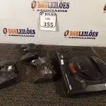 LOTE 355 - 01 MEGA DRIVE E 03 CONTROLES (NO ESTADO) ATENÇÃO! FAZER A VISITAÇÃO ANTES DE ARREMATAR, NÃO SABEMOS SE FUNCIONA. LEILÃO NÃO TEM GARANTIA E NEM DEVOLUÇÃO, SUJEITO A POSSÍVEIS AVARIAS VISÍVEIS/OCULTAS E/OU AUSÊNCIA DE COMPONENTES.