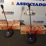 LOTE 171 - 02 MICROFONES DE MESA PROFISSIONAL MMF 302. (NO ESTADO) ATENÇÃO! FAZER A VISITAÇÃO ANTES DE ARREMATAR, NÃO SABEMOS SE FUNCIONA. LEILÃO NÃO TEM GARANTIA E NEM DEVOLUÇÃO, SUJEITO A POSSÍVEIS AVARIAS VISÍVEIS/OCULTAS E/OU AUSÊNCIA DE COMPONENTES.