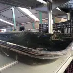 LOTE 304 - 03 CUBAS PARA CARRINHO DE MÃO E CAIXA COM PEÇAS (NO ESTADO) ATENÇÃO! FAZER A VISITAÇÃO ANTES DE ARREMATAR, NÃO SABEMOS SE FUNCIONA. LEILÃO NÃO TEM GARANTIA E NEM DEVOLUÇÃO, SUJEITO A POSSÍVEIS AVARIAS VISÍVEIS/OCULTAS E/OU AUSÊNCIA DE COMPONENTES.