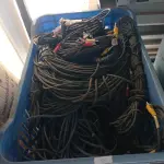 LOTE 121 - 01 LOTE COM 02 TIPOS DE CABOS. (NO ESTADO) ATENÇÃO! FAZER A VISITAÇÃO ANTES DE ARREMATAR, NÃO SABEMOS SE FUNCIONA. LEILÃO NÃO TEM GARANTIA E NEM DEVOLUÇÃO, SUJEITO A POSSÍVEIS AVARIAS VISÍVEIS/OCULTAS E/OU AUSÊNCIA DE COMPONENTES.