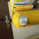 LOTE 292 - 01 CILINDRO GNV PARA CARRO (NO ESTADO) ATENÇÃO! FAZER A VISITAÇÃO ANTES DE ARREMATAR, NÃO SABEMOS SE FUNCIONA. LEILÃO NÃO TEM GARANTIA E NEM DEVOLUÇÃO, SUJEITO A POSSÍVEIS AVARIAS VISÍVEIS/OCULTAS E/OU AUSÊNCIA DE COMPONENTES.