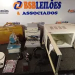 LOTE 268 - 01 MICROONDAS , 01 MÁQUINA DE COSTURA , 01MISTURADOR DE FREQUÊNCIA ,01 CELULAR ANTIGO ,01 BALANÇA DIGITAL ,01 CÂMERA DE SEGURANÇA,01 FONE ,01 MOUSE ,01 HD E 01 GRAVADORA SANSUNG (NO ESTADO) ATENÇÃO! FAZER A VISITAÇÃO ANTES DE ARREMATAR, NÃO SABEMOS SE FUNCIONA. LEILÃO NÃO TEM GARANTIA E NEM DEVOLUÇÃO, SUJEITO A POSSÍVEIS AVARIAS VISÍVEIS/OCULTAS E/OU AUSÊNCIA DE COMPONENTES.