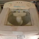 LOTE 403 - 01 MÁQUINA DE LAVAR ROUPAS ELETROLUX 9KG 220V  (NO ESTADO) ATENÇÃO! FAZER A VISITAÇÃO ANTES DE ARREMATAR, NÃO SABEMOS SE FUNCIONA. LEILÃO NÃO TEM GARANTIA E NEM DEVOLUÇÃO, SUJEITO A POSSÍVEIS AVARIAS VISÍVEIS/OCULTAS E/OU AUSÊNCIA DE COMPONENTES.