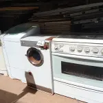 LOTE 413 - 02 TANQUINHOS ,01 LAVADORA DE ROUPAS E 01 FOGÃO 06 BOCAS MARCA DAKO COM AVARIAS (NO ESTADO) ATENÇÃO! FAZER A VISITAÇÃO ANTES DE ARREMATAR, NÃO SABEMOS SE FUNCIONA. LEILÃO NÃO TEM GARANTIA E NEM DEVOLUÇÃO, SUJEITO A POSSÍVEIS AVARIAS VISÍVEIS/OCULTAS E/OU AUSÊNCIA DE COMPONENTES.