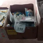 LOTE 140 - CAIXAS COM CABOS E ADAPTADORES (NO ESTADO) ATENÇÃO! FAZER A VISITAÇÃO ANTES DE ARREMATAR, NÃO SABEMOS SE FUNCIONA. LEILÃO NÃO TEM GARANTIA E NEM DEVOLUÇÃO, SUJEITO A POSSÍVEIS AVARIAS VISÍVEIS/OCULTAS E/OU AUSÊNCIA DE COMPONENTES.