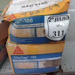 LOTE 311 - 02 CAIXAS COM REVESTIMENTO IMPERMEABILIZANTE SEMIFLEXÍVEL SIKA TOP -100 (NO ESTADO) ATENÇÃO! FAZER A VISITAÇÃO ANTES DE ARREMATAR, NÃO SABEMOS SE FUNCIONA. LEILÃO NÃO TEM GARANTIA E NEM DEVOLUÇÃO, SUJEITO A POSSÍVEIS AVARIAS VISÍVEIS/OCULTAS E/OU AUSÊNCIA DE COMPONENTES.