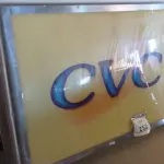 LOTE 252 - 01 PAINEL LUMINOSO (NO ESTADO) ATENÇÃO! FAZER A VISITAÇÃO ANTES DE ARREMATAR, NÃO SABEMOS SE FUNCIONA. LEILÃO NÃO TEM GARANTIA E NEM DEVOLUÇÃO, SUJEITO A POSSÍVEIS AVARIAS VISÍVEIS/OCULTAS E/OU AUSÊNCIA DE COMPONENTES.